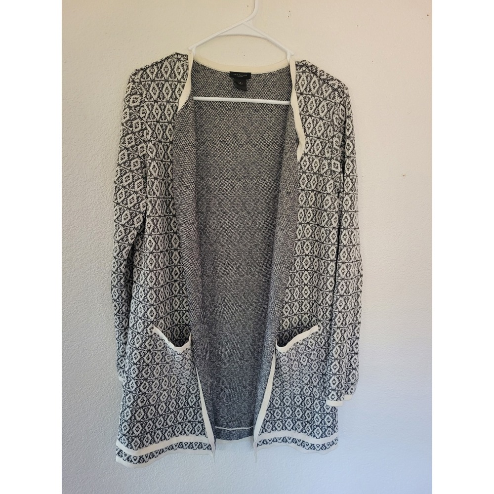 Ann Taylor Womens Black and White Patterned Knit Cardigan Pockets size Small #17